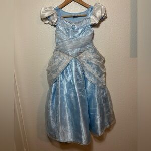 Disney Cinderella Princess Gown Dress Size 7/8 |
Blue | glitter | girly | cute